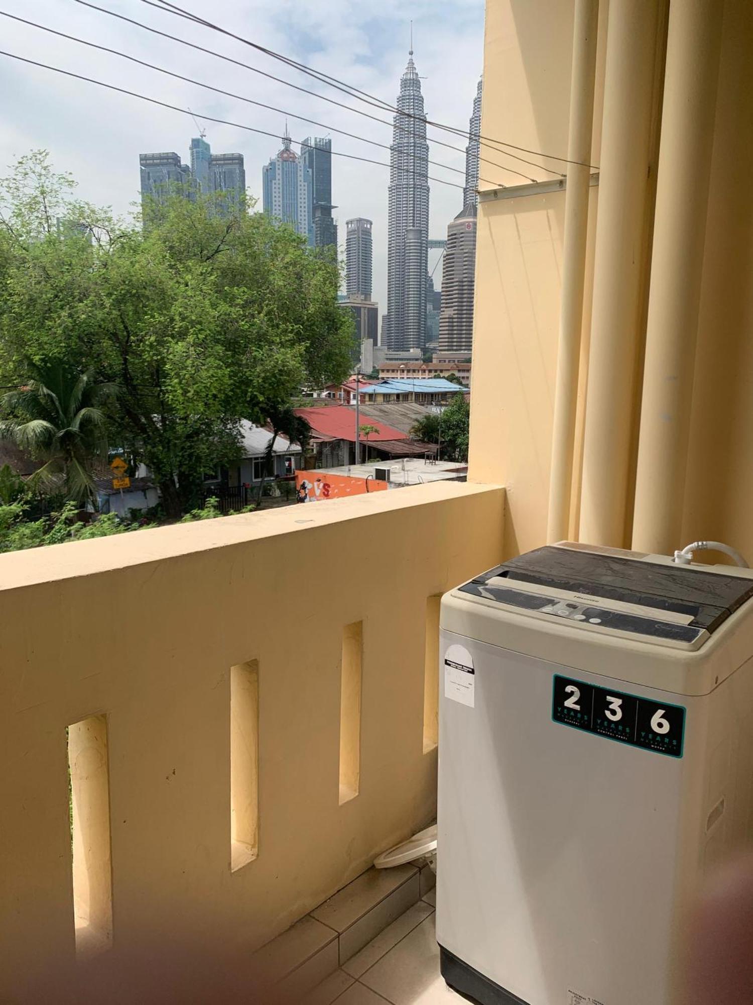 Akar Hotel Kampung Baru Kuala Lumpur Buitenkant foto